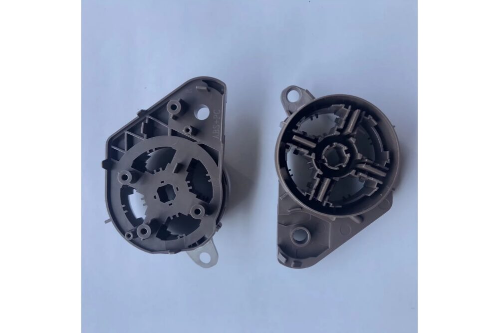 Plastic Automotive Injection Molded Parts for Custom Plastic Injection Molding Components